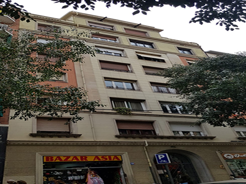 Restored flat of 92 m2 in L'Eixample, Sagrada Familia
