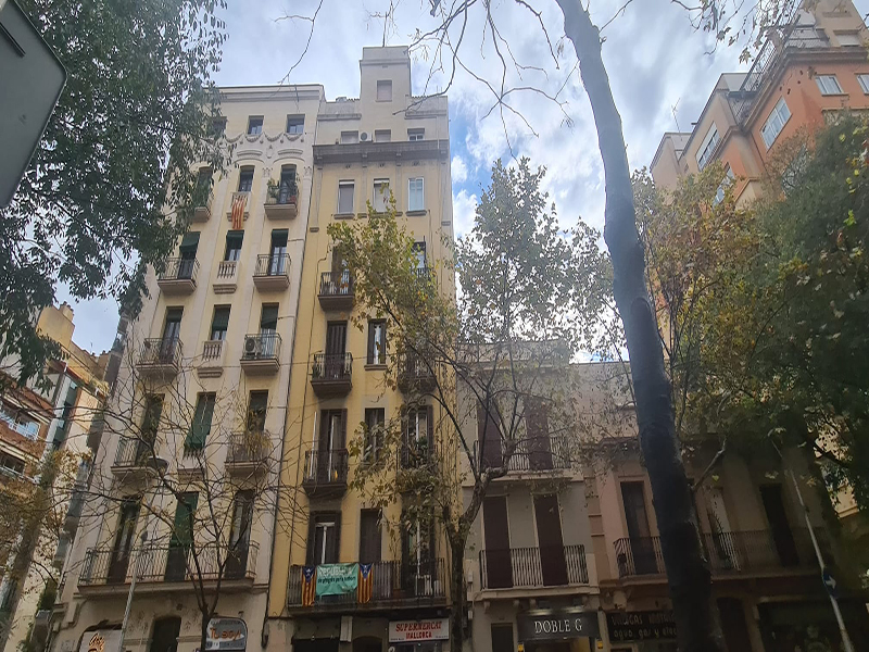 Original flat of 80 m2 in L'Eixample, Sagrada Familia
